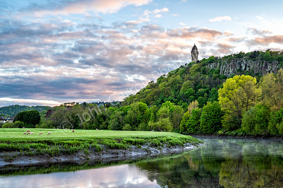 Wallace Monument on Abbey Craig, Stirling 01