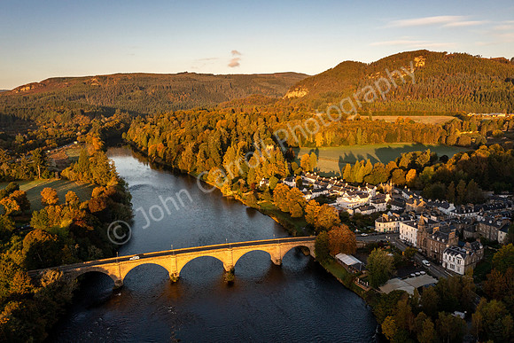 Dunkeld, Perthshire 02 - 151021