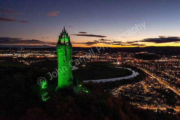 Wallace Monument Lit GReen for COP26 - 031121