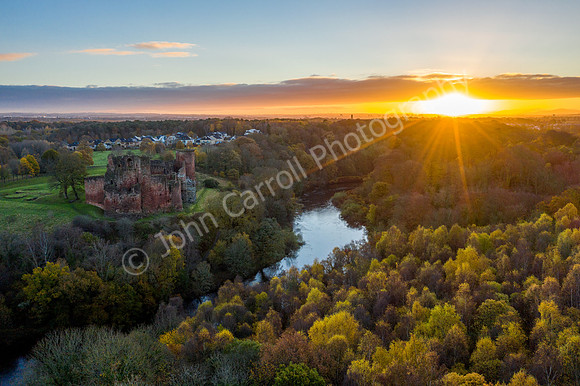 Bothwell Castle 05