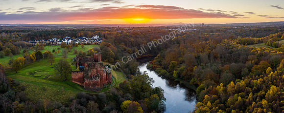 Bothwell Castle 03