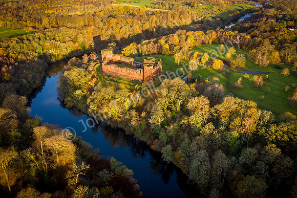 Bothwell Castle 07